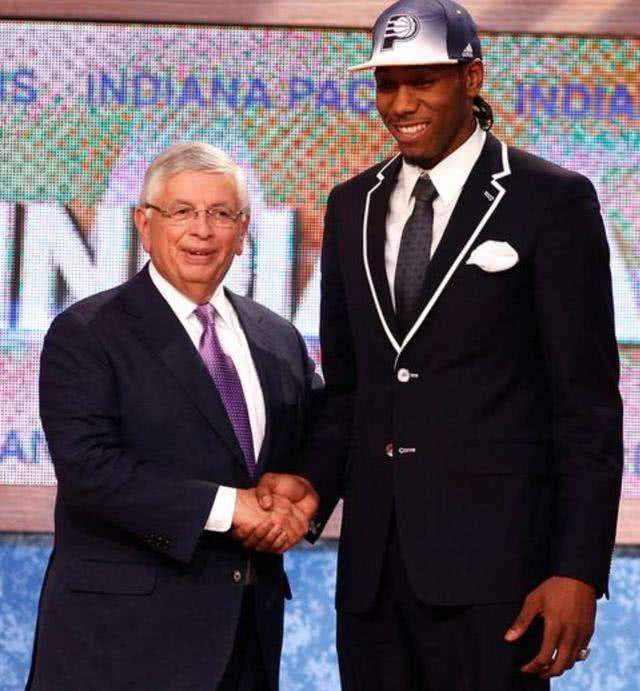 半场战报：毕尔巴鄂竞技0-0马竞，桑切特造险，威廉斯险破门（半场速递：毕尔巴鄂0-0马竞，桑切特制造险情，威廉斯差点破门）