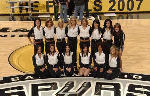 一场3-2让意甲榜首易主，阿莱格里神换人，让二追三奇迹逆袭（3-2逆转致意甲榜首易主，阿莱格里妙手换人上演让二追三奇迹）