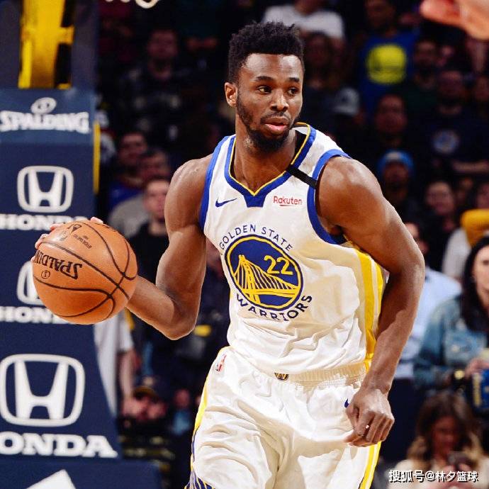 记者：纽卡和桑德兰有意贡多齐，拉齐奥估价2500-3000万欧（记者称纽卡、桑德兰有意引进贡多齐，拉齐奥要价2500万至3000万欧元）