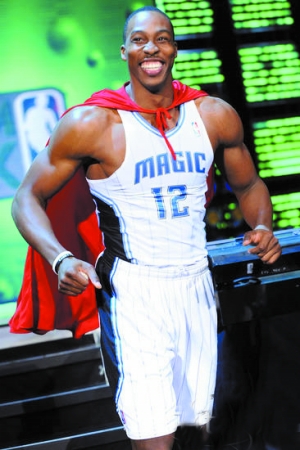 杜兰特关键投篮稳定输出（杜兰特关键时刻稳健发挥）