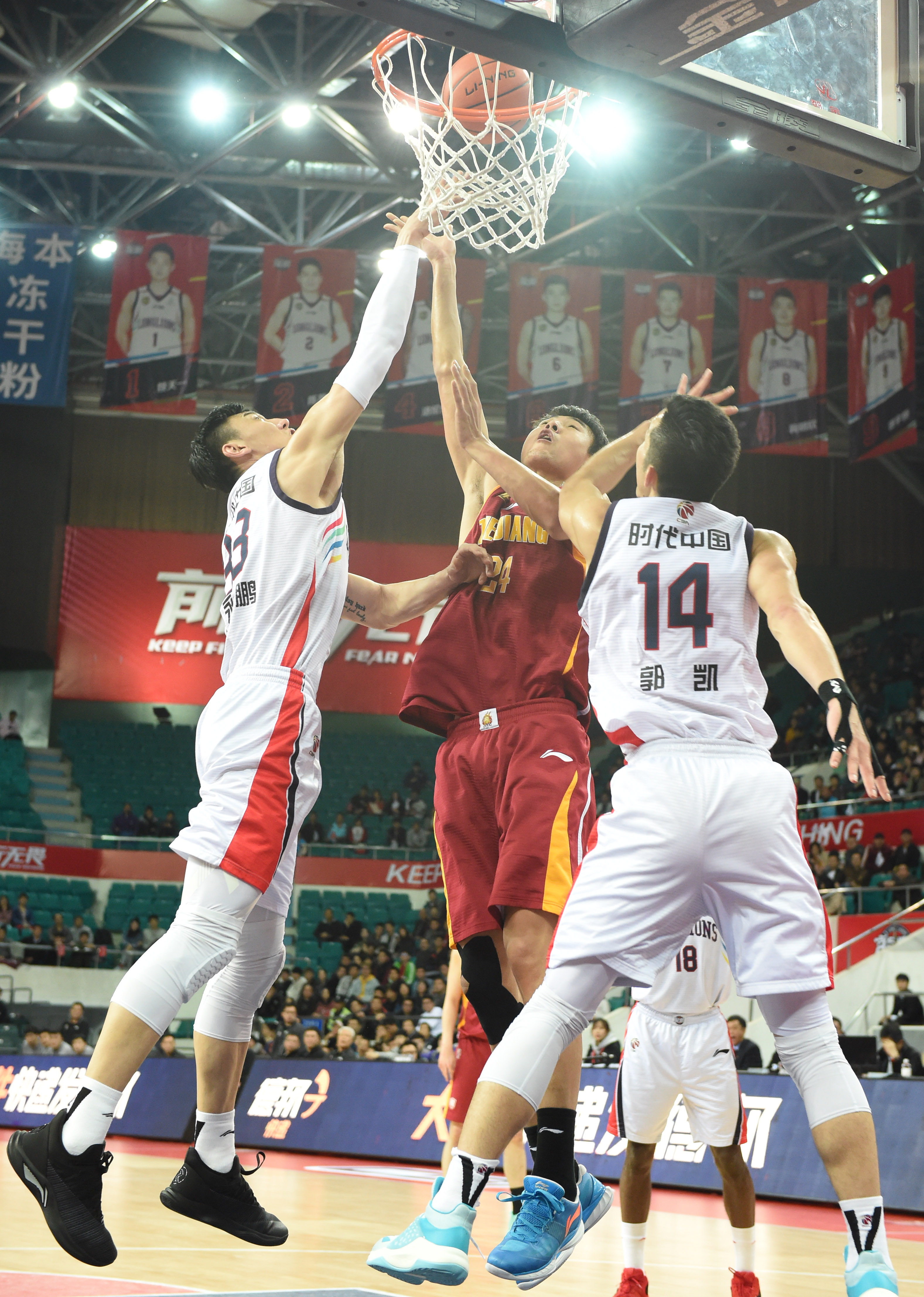 现在米兰是否会是联赛冠军头号热门？里奇：不能这么说（米兰已是联赛夺冠第一热门？里奇：言之尚早）