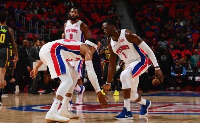 罗马诺：萨拉赫缺席欧冠为斯洛特和管理层共同决定（罗马诺：萨拉赫无缘欧冠，斯洛特与俱乐部高层共同拍板）